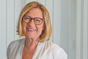 Frau Karin Lachner